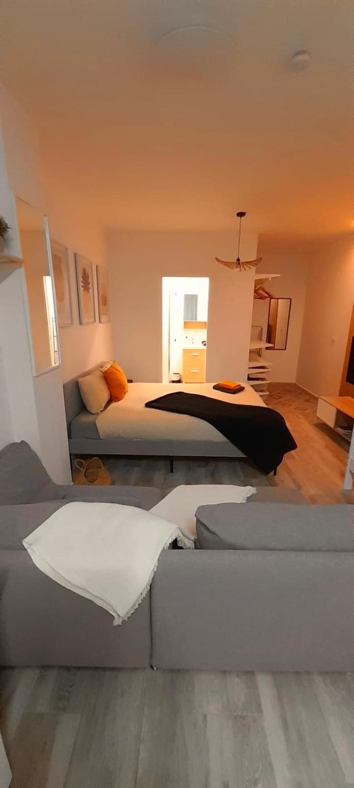 El Apartamentito De Zamarrilla Parking Gratis Incluido Málaga Exterior foto